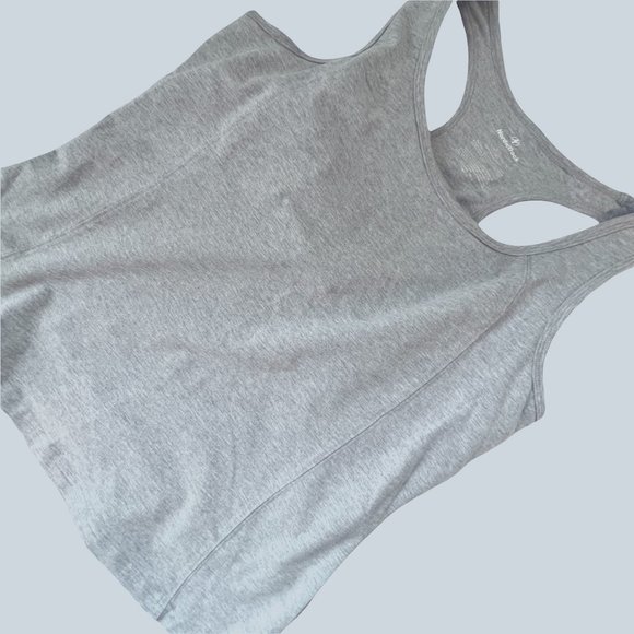 Nordic Track Moisture Wicking Gray Sports Top Size XL NWT - Picture 2 of 5